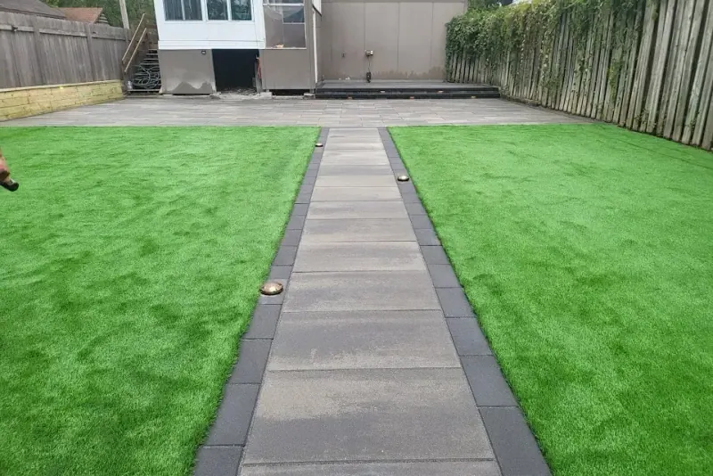 We install synthetic grass.