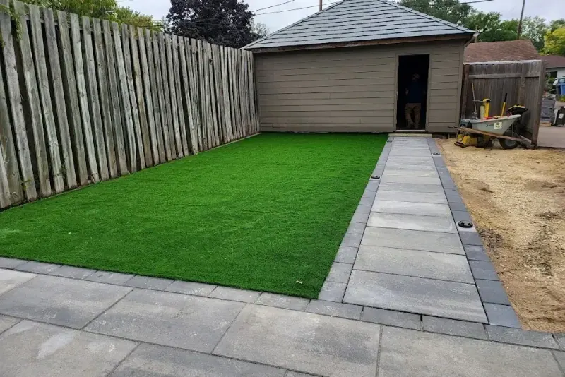 We install synthetic grass.